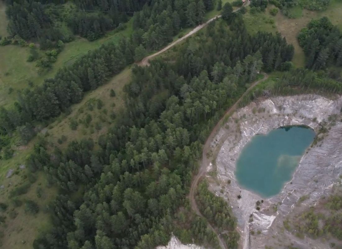 Tavničko jezero snimljeno iz drona