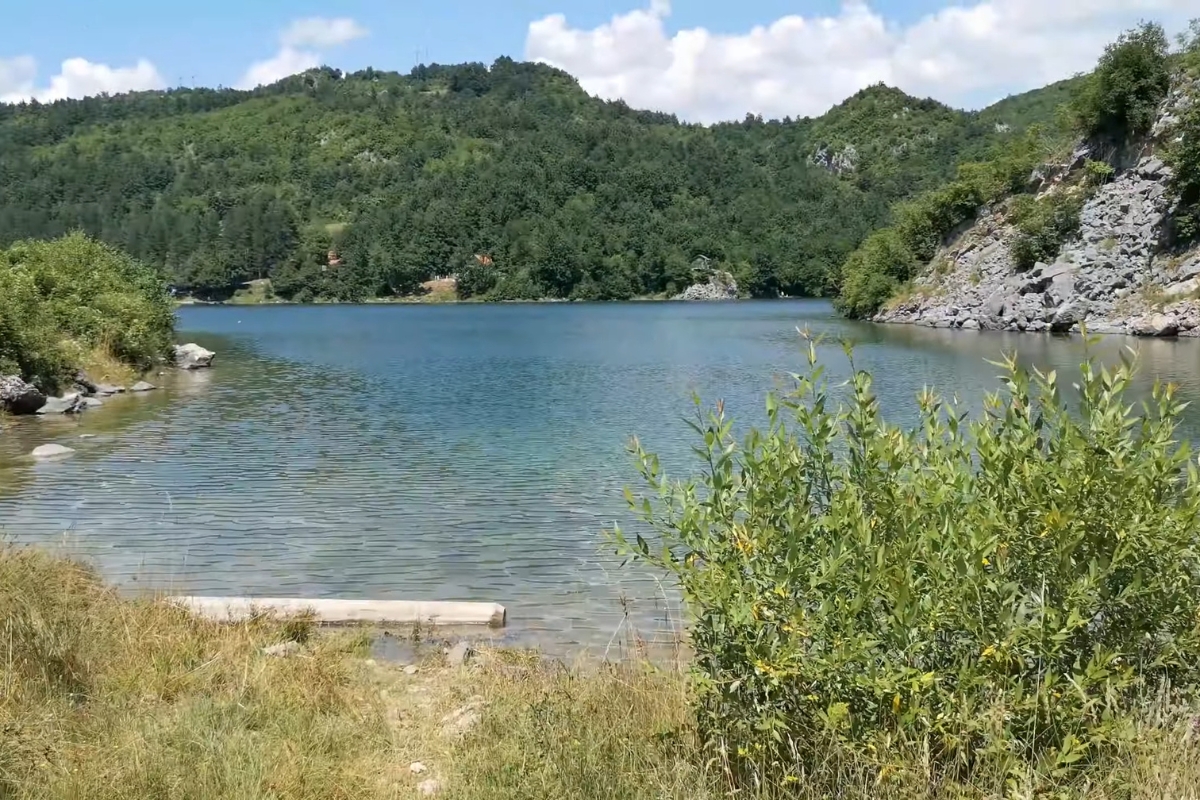 prikaz Radoinjskog jezera