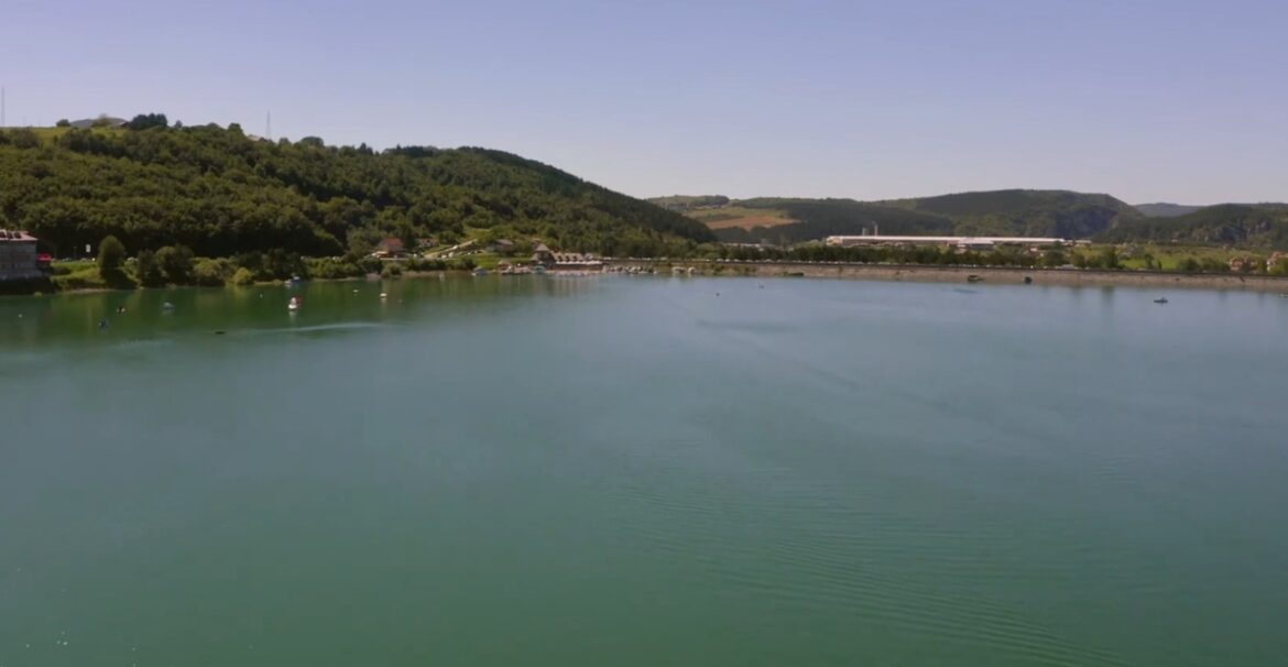 zlatar i zlatarsko jezero iz drona