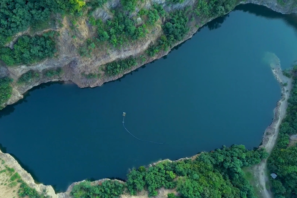 ledinačko jezero slikano iz drona